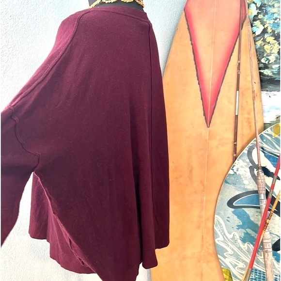 Vici, Cashmere Blend Oversized, Relaxed Top, Excellent Condition, Comfy Beyond! - Picture 4 of 8